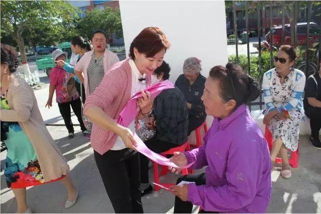 甜美小邮差